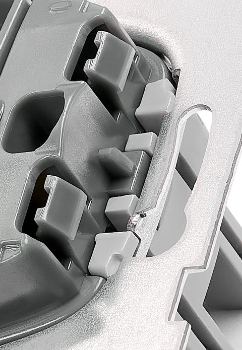 Insert cap scară, cleme cu element elastic
