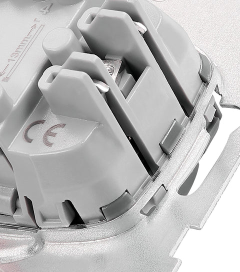 Insert cap scară, cleme cu element elastic