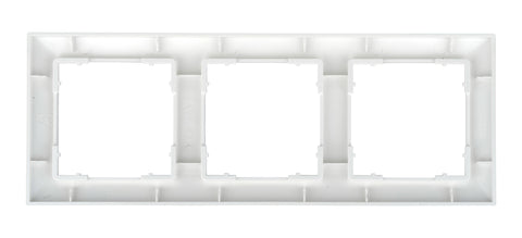 Ramă pentru 3 aparate cu dimensiuni de 55x55mm, argintie