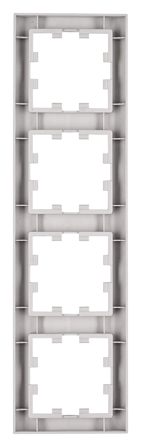Ramă 4 aparate, Design CUBIC, argintie