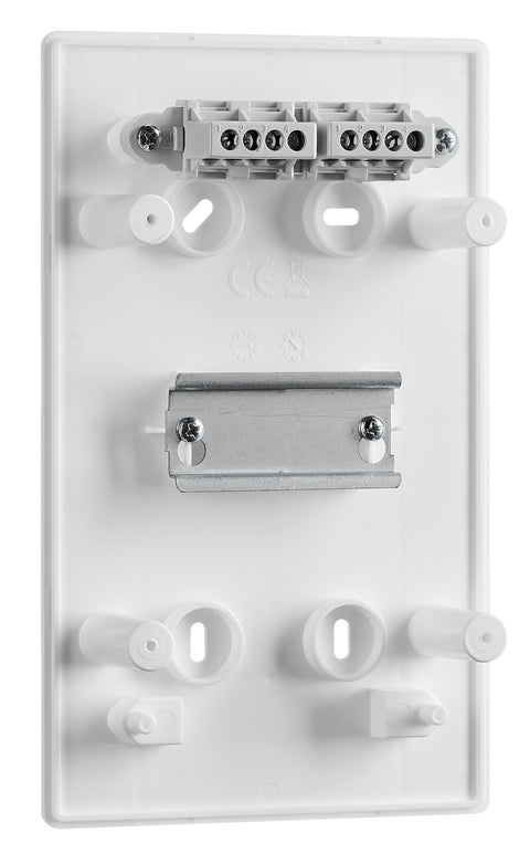 Cofret aparent, 4 UH, 1 rând, ușă transparentă, IP40