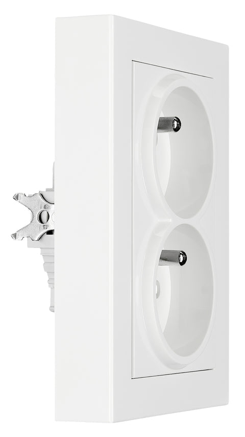 Priză dublă completă cu pin, 2xPE, 1 priza 45°, albă