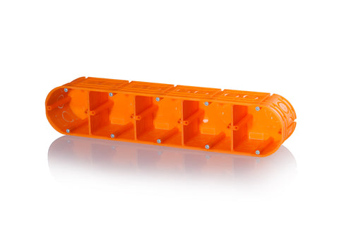 Doză aparat perete solid, cvintuplă, șuruburi 5p x 60mm