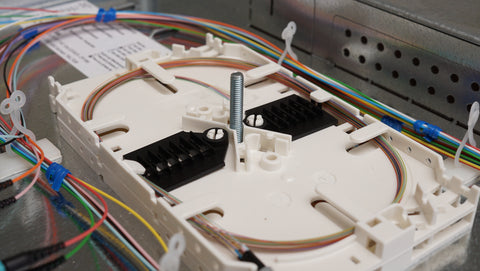 Splicebox, 8 fibre,FC, 9/125µm OS2, culisant,19",1UV