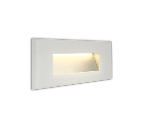 Frisa A LED 5W 350lm 3000K 36° 220-240V IP65 alb