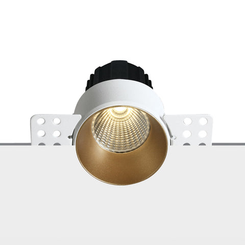 Rea LED 10W 1100lm 3000K Ra90 220-240V IP54 alama