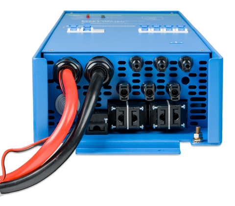 Invertor charger solar 12V 1600VA Victron Energy EasySolar 12 1600 70-16 MPPT 100 50