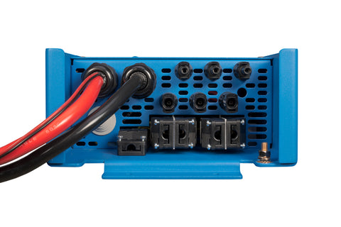Invertor charger solar 24V 1600VA Victron Energy EasySolar 24 1600 40-16 MPPT 100 50